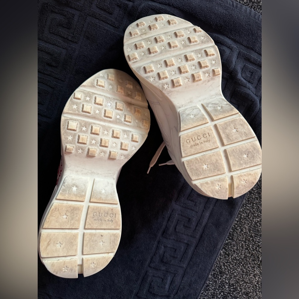 Gucci Rython Sneakers - Picture 9 of 11